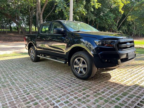 FORD RANGER 2.2 XLS 4X4 CD 16V DIESEL 4P AUTOMÁTICO FORD RANGER 2.2 XLS 4X4 CD 16V DIESEL 4P AUTOMÁTICO